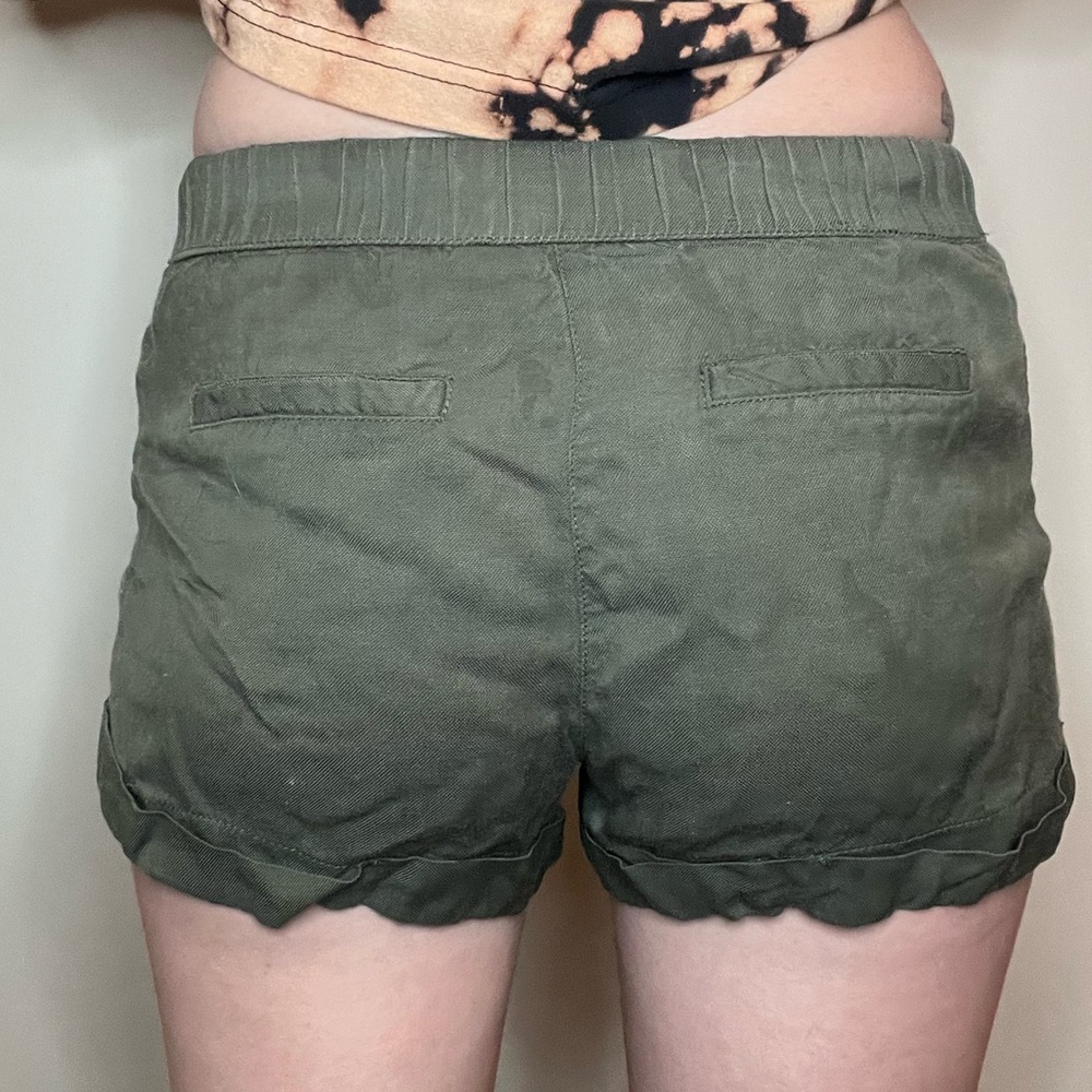 Shorts - Picture 5 of 5